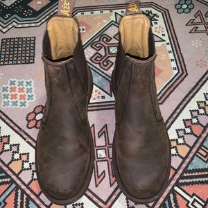 Dr. Martens 2976 Chelsea Boot